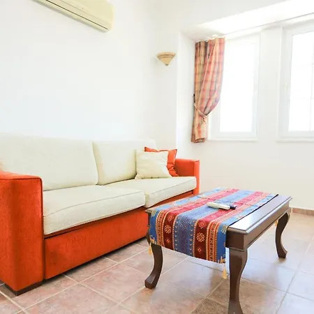 2 Bedroom Duplex With Amazing View In Oludeniz Lägenhet